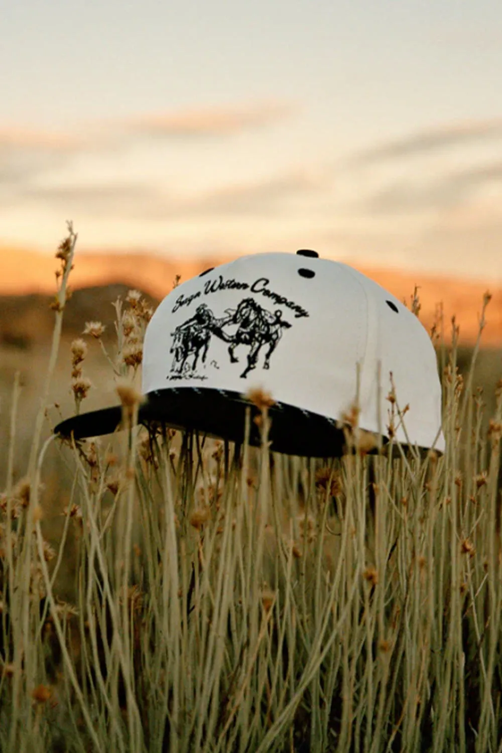 Seager Los Rios Canvas Snapback Hat for Men in Cream/Black | MHSP25LOSRIBCRM