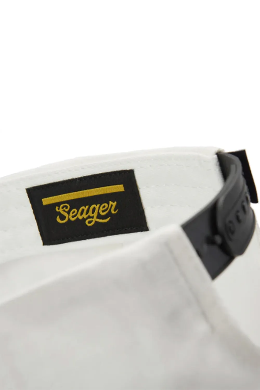 Seager Los Rios Canvas Snapback Hat for Men in Cream/Black | MHSP25LOSRIBCRM